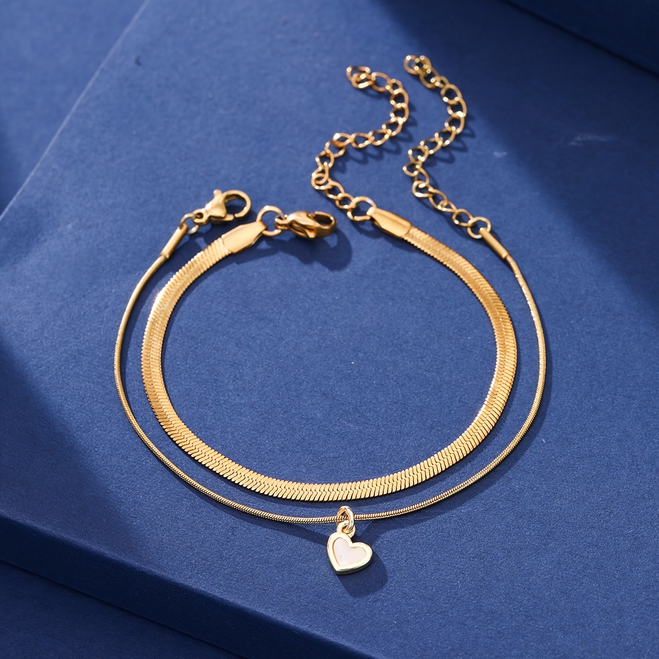 Minimalist Heart Pendant Curb Chain Bracelet for Women